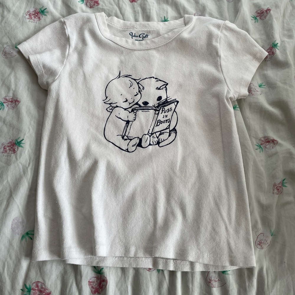 Brandy Melville Puss in Boots baby tee